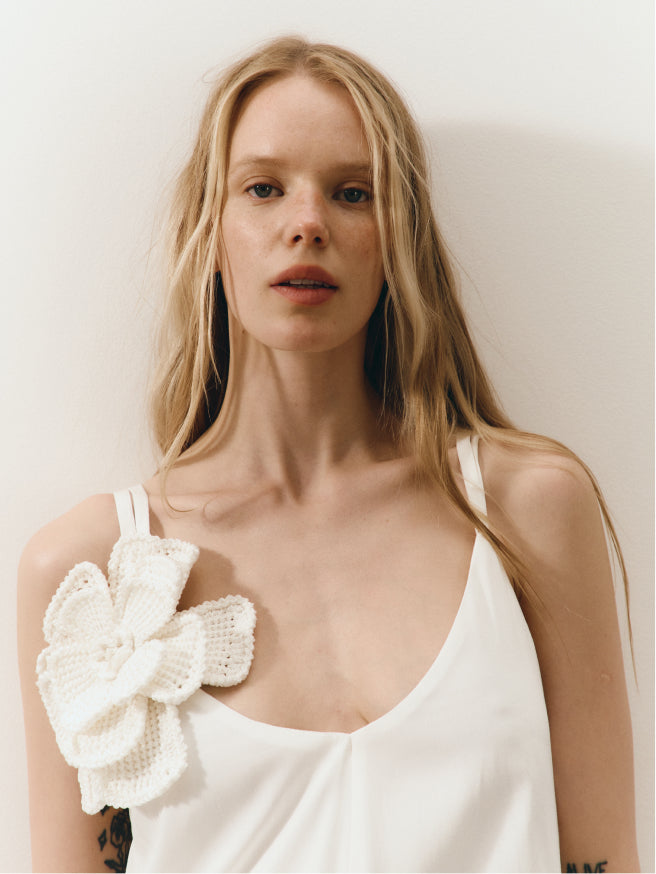 Flower brooch Harmony