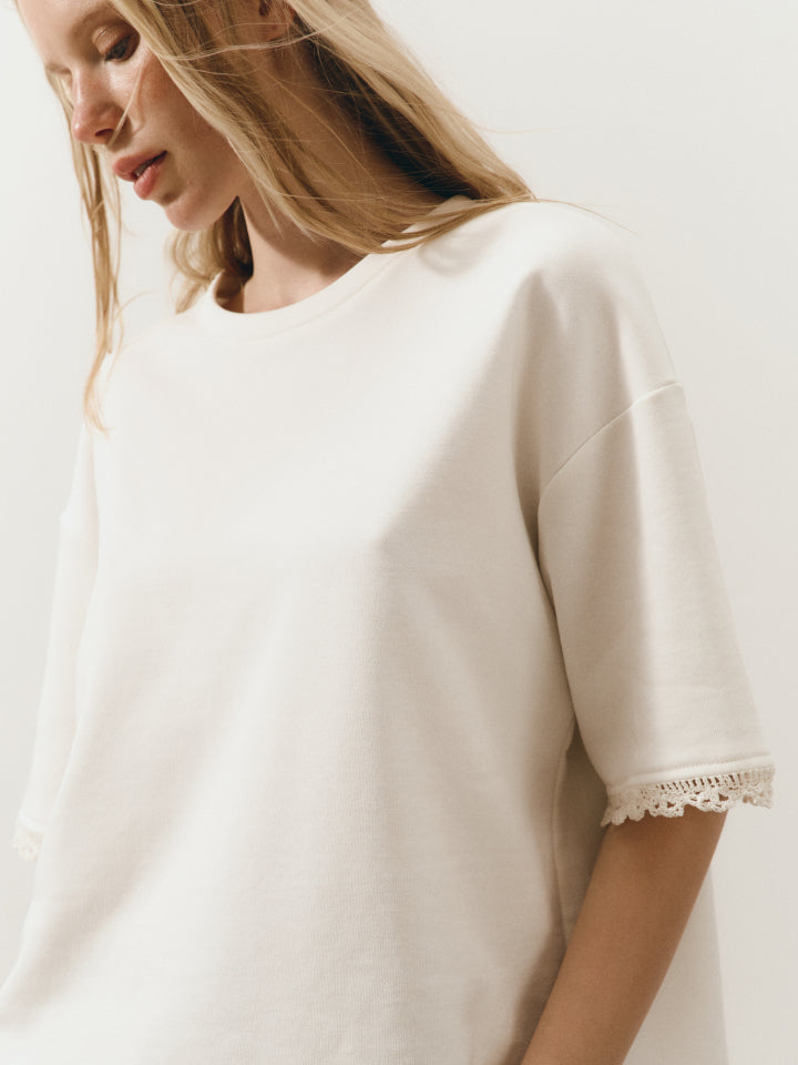 T-shirt Simple with crochet lace - Long