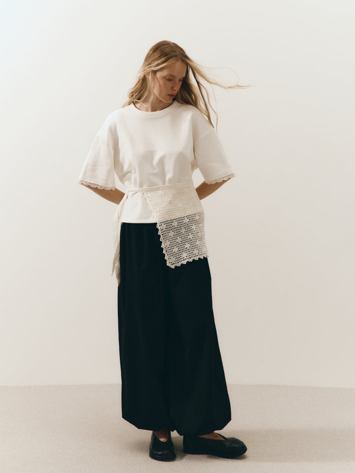 T-shirt Simple with crochet lace  - Short