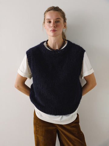 Cloud Vest – Dark Blue