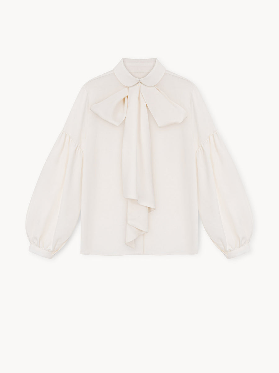 Blouse with a bow
