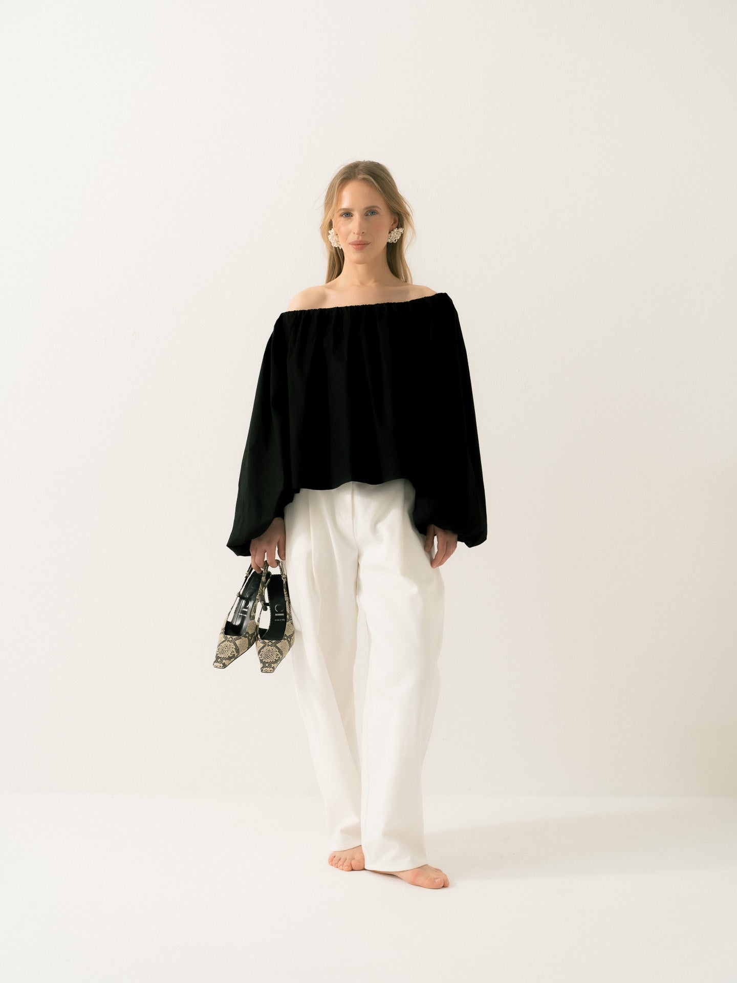Harmony blouse with dropped shoulders Black