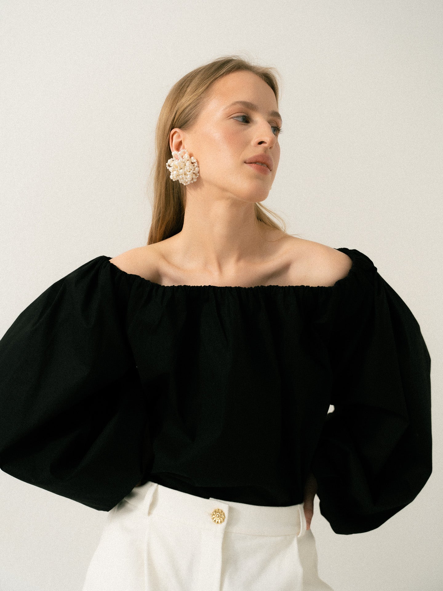 Harmony blouse with dropped shoulders Black