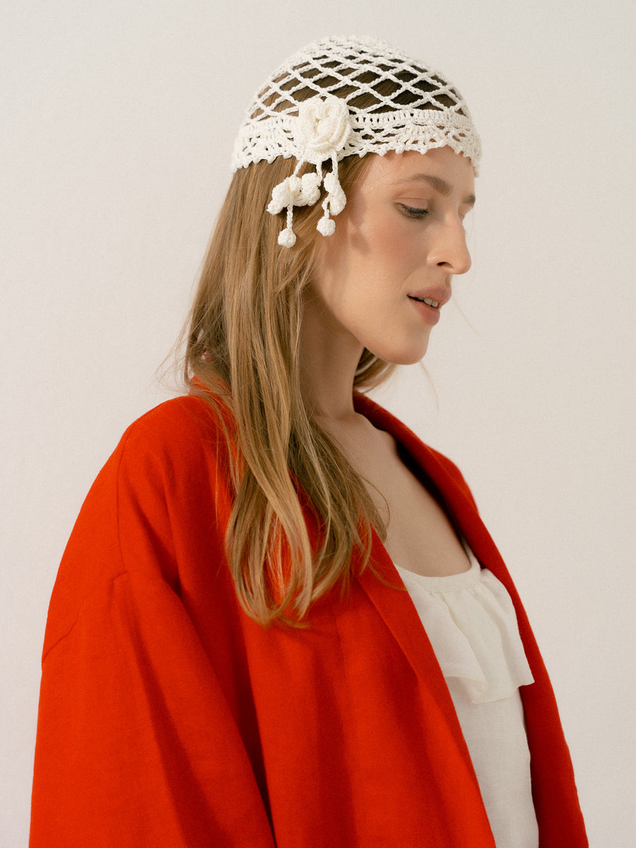 Lightweight lace-knit beanie with Flowers