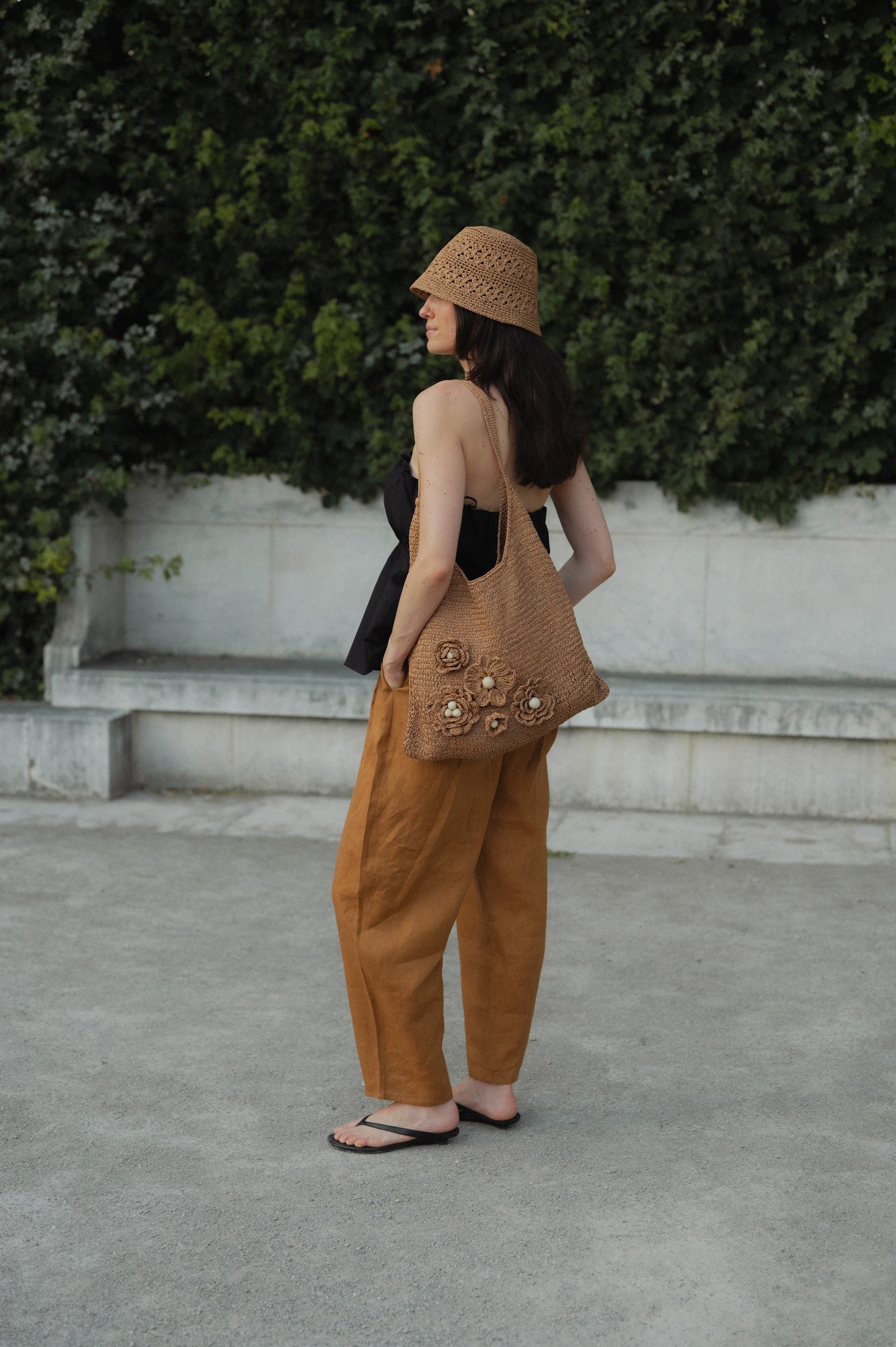 Shopper with flowers