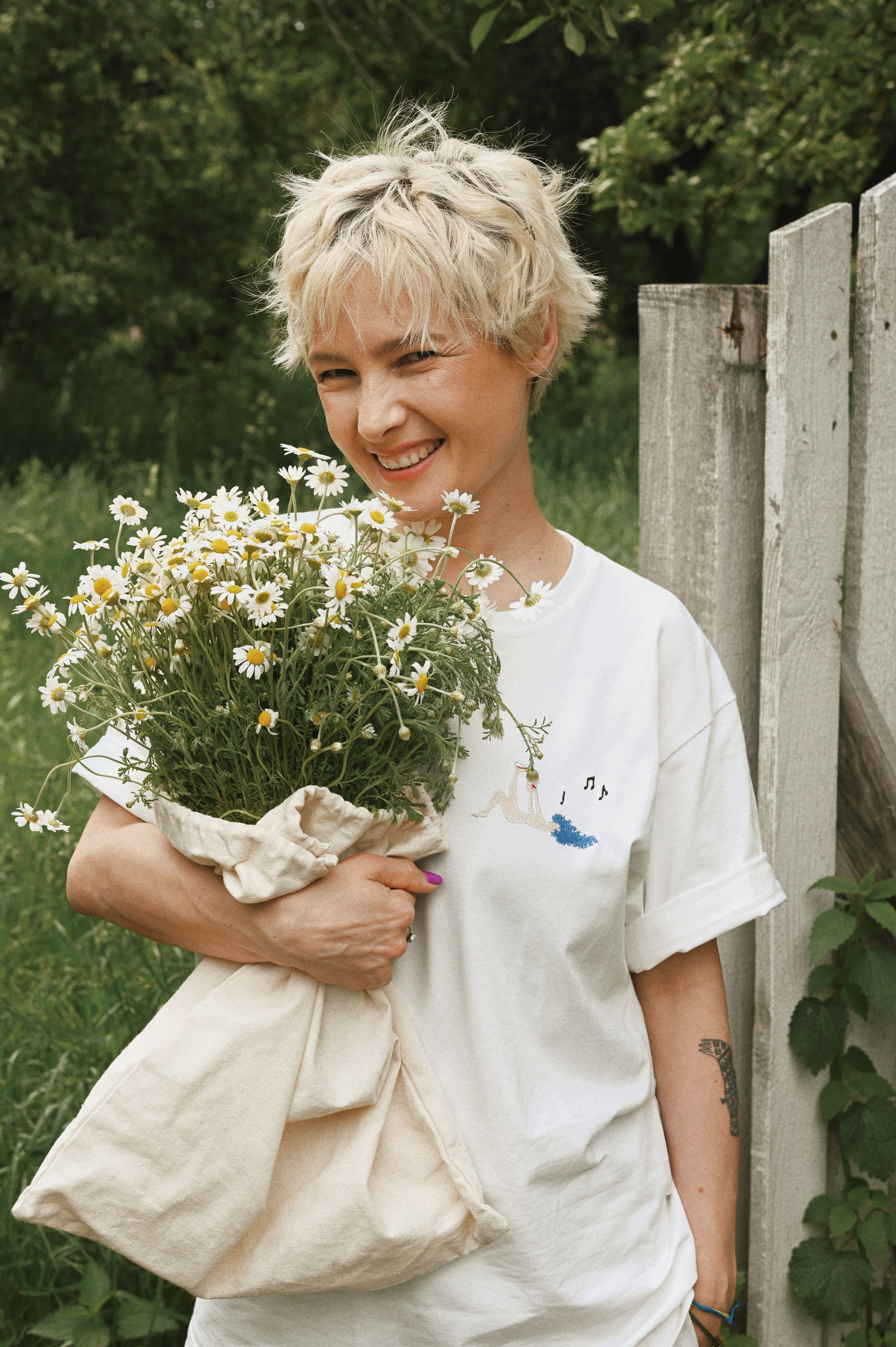 T-shirt Garipova x Nyni