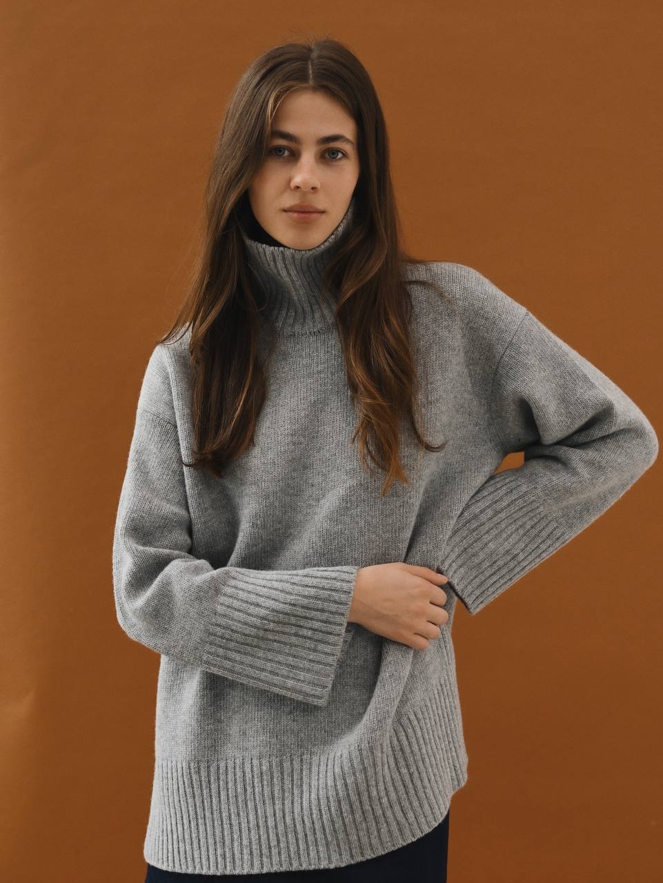 Basic cashmere sweater