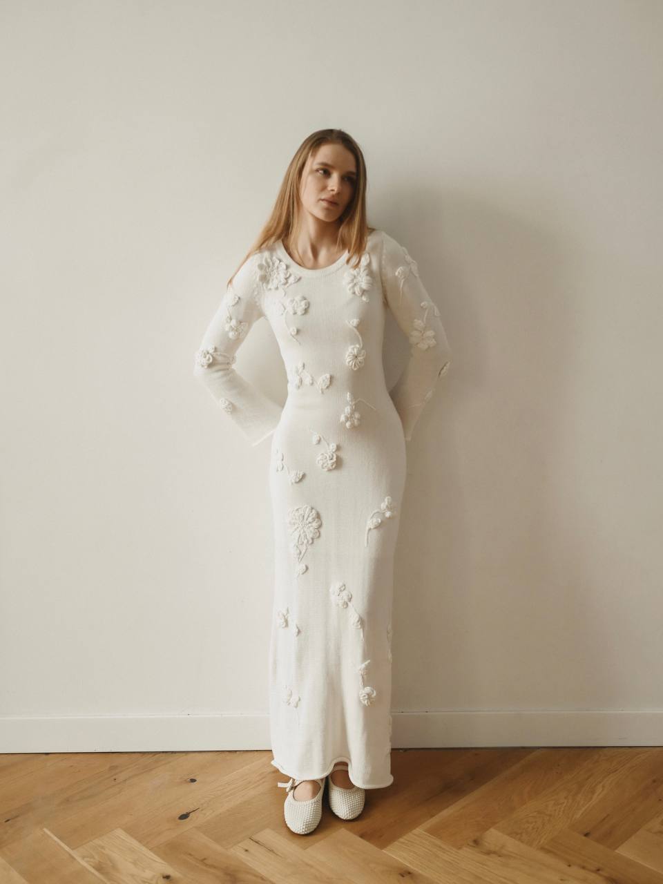 Dress Sensual with knitted flowers